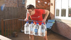 8 Exercícios para treinar costas em casa (sem equipamento) - Tá Fitness