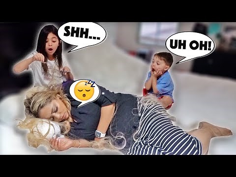 I CUT MY MOMS HAIR PRANK! (SHE GOT SO MAD!!)