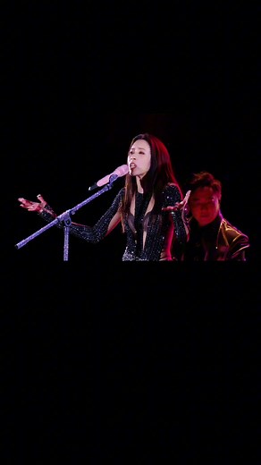 Last Dance with Wubai! #lastdance #伍佰 #莫文蔚大秀一場演唱會 #鳥巢 #thebigbigshow #莫文蔚 #KarenMOK