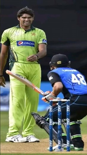 ये बॉलर नहीं आइफ़ल टॉवर है | Tallest fast bowler in cricket | Mohammad Irfan height | Cricket news