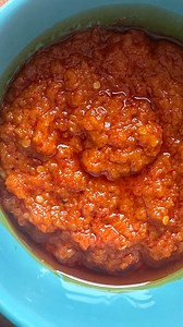 Peri peri sauce ! Ingredients Red pepper 🌶️ 1 pc Orange pepper 1 pc Red chilli 🌶️ fresh 4 pcs Onion 1/2 Red pc Garlic 8 cloves Salt as per taste Vinegar white 3 tablespoons Sugar 1/2 tablespoons Lemon juice 2 tablespoon Lemon zest | Chef inside the pot