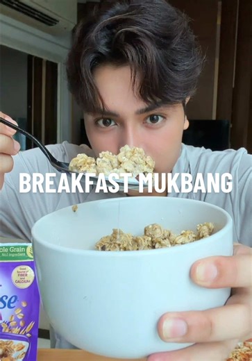 Breakfast mukbang before cardio because busy days need smart fuel. 🥣💪 Crunchy, filling, and light sa tiyan—Nestlé Fitnesse Granola keeps me energized from first bite to post-workout. This is your sign to stock up for a quick, healthy breakfast on the go. ✨ #FitnesseGranola #FitsDelicious
