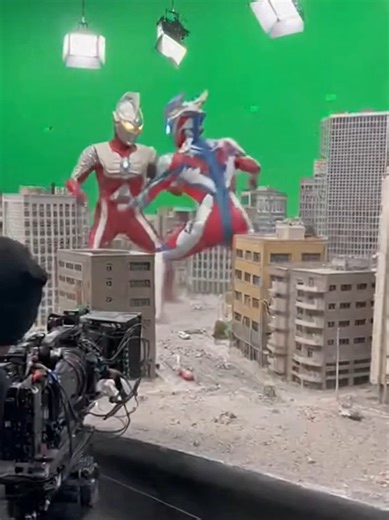 Ultraman Showdown: Epic Battle Between Two Heroes