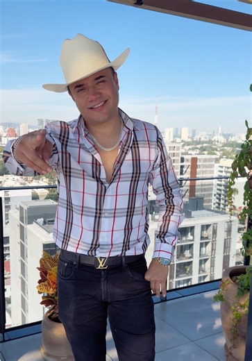 Embracing the Tan Aesthetic: Style Tips