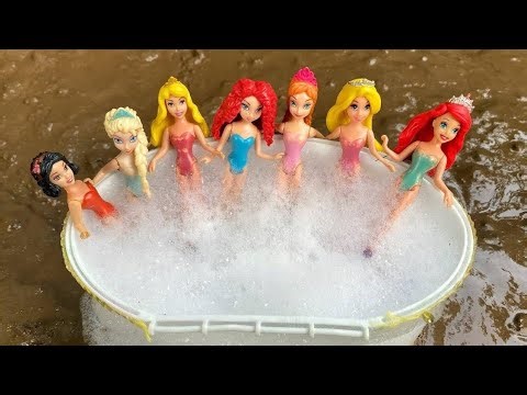 Disney Princess Doll Makeover ~ DIY Miniature Ideas for Barbie - Wig, Dress, Faceup, andMore! DIY
