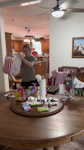 Satisfying Sister Cleaning: Decluttering My Parents' House