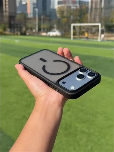 Protege tu iPhone con esta funda tranparente magsafe #magsafe #iphone #tiktokshop