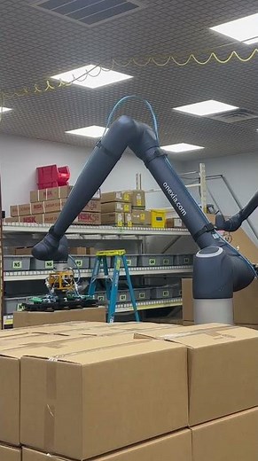 Stainless Steel PalletizHD Cobot is Tradeshow Ready!