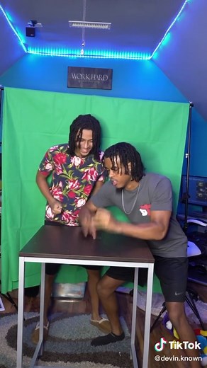 Pen Tap Battle vs. @dtay.known