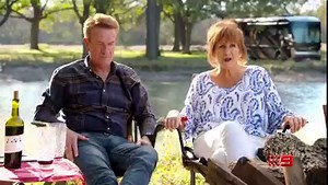 They're making travel great again 🇺🇸 New Travel Guides starts Wednesday 7.30pm on Channel 9 and 9Now! #TravelGuides | Channel 9