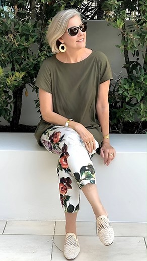 Moda madura, actitud joven: Reinventa tu armario con estas ideas #modafeminina #elegantstyle #outfitoftheday #Outfitsideas #outfits #comovestir #50ymas #moda #Blogdemary | Moda y estilos de vestuarios para Mujeres Reales