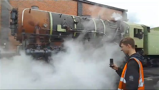 🚂 3278 made its first move under its own steam on Friday 14 June. Following over two years of repairs at Cheddleton, Franklin D Roosevelt has taken a step closer to returning to traffic! | Churnet Valley Railway (1992) PLC