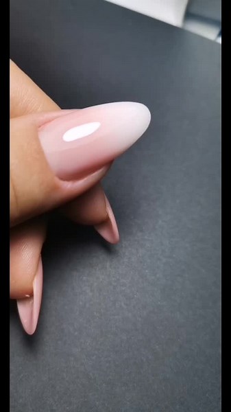 Professional Ombre Nail Art with Lovely Bling
