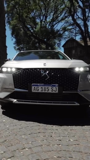 DS Store Núñez lo invita a descubrir el DS 7, un SUV contemporáneo que combina la excelencia tecnológica y un contort excepcional. Prepárese para redescubrir el placer de conducir. #ds7 #dsautomobiles