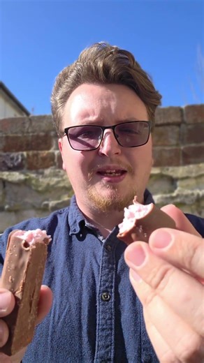 Kiss Chocolate Bar! Taste Test! #chocolate #food #strawberry #youtubeshorts #shorts