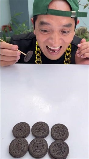 Wow 😅🍫 How to make the INFINITE CHOCOLATE LOOP properly 01#funny #shorts