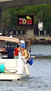 RISKY Walk on the Miami River !! | Yacht PhotoGraphy