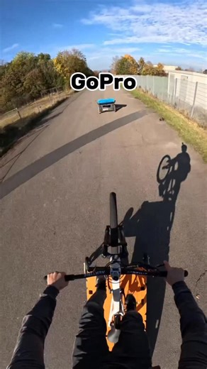 Peter Henke | GoPro vs iPhone! What do you prefer? 🤔 #goproeffect #viral #sendit | Instagram