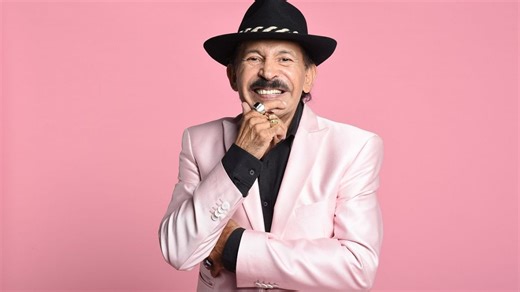 Antonio Ríos celebra sus 35 años con la música tropical en el Teatro Broadway