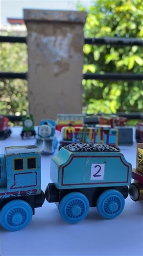 🚚 Yellow Truck Helps Thomas the Tank Engine & Friends | Thomas & Friends Short #shorts #traintoys