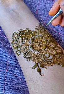 31K views · 172 reactions | Full hand mehndi design | Unique mehndi design | Gorgeous mehndi design #fullhandmehndi #uniquemehndi #gorgeousmehndi #simplemehndi #hennaart #mehndidesign #hennadesign #mehndiart #bloomingideas #mehndiartist #hennaartist #simplehenna #easyhenna #easymehndi #arabichenna #arabicmehndi #beautifulhenna | Blooming ideas | Facebook