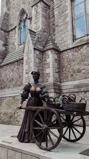 Holly-rose Sheridan on Instagram: "✨ Sweet Molly Malone ✨ For so many of us growing up in Ireland, the song “Molly Malone” was always there — sung in school halls, family gatherings, and pub sessions alike. It’s woven into our memory as much as any lullaby. 🎶 Molly Malone is remembered as a 17th-century Dublin woman, a fishmonger who “wheeled her wheelbarrow, through streets broad and narrow.” According to legend, she tragically died of fever on 13 June 1699, and her story has lived on for cent