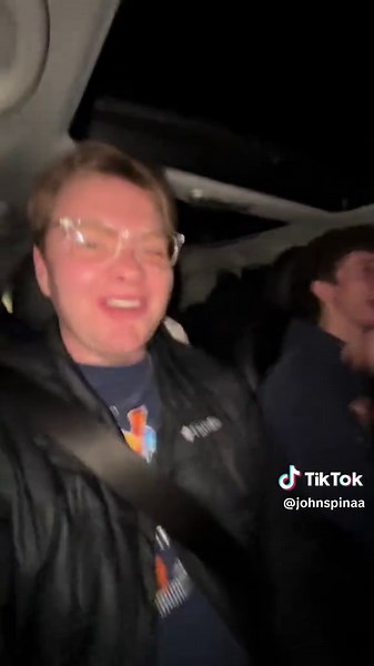 can we have like one normal experience #college #vlog #syracuse #syracuseuniversity #car