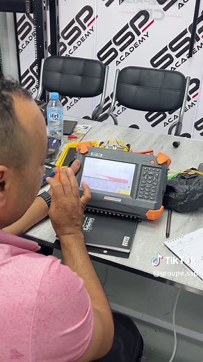 Formation en Fibres Optiques et Utilisation d'OTDR