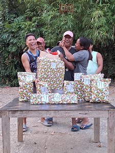 3.4M views · 123K reactions | Swerte ni kuya longhair nakaapat hahaha藍 Number games! Christmas gift edition sa mga Tatay #fyp #fypシ #fypシ゚ #fypシツ #fypage #fyppage #numbergames | Dei Explorer Family | Facebook