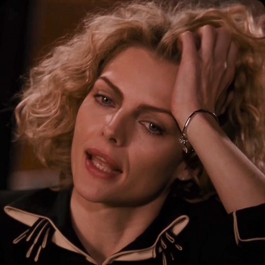 Michelle Pfeiffer Catwoman Transformation in Batman Returns