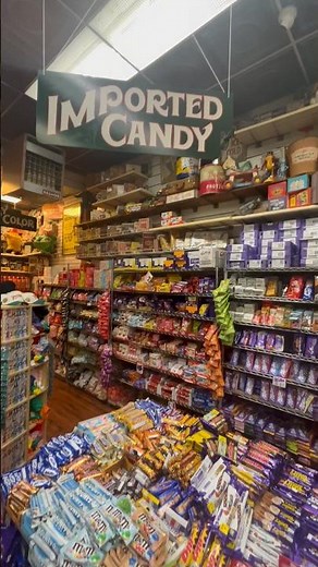 Lower East Side Sugar Rush 🍬 | NYC’s Oldest Knish & Candy Legends