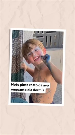 Crescer Oficial on Instagram: "Avótar 😂 O que parecia uma manhã comum de férias escolares virou uma das cenas mais comentadas da internet. A designer gráfica Carol Daros (@caroldaros_) saiu do escritório de casa acreditando que o filho caçula e a avó paterna dormiam tranquilamente na rede. Em vez disso, encontrou Maria Ivoneti com o rosto completamente pintado de azul. O responsável pela “obra”? Gabriel, de 3 anos, munido de uma canetinha e muita criatividade 😅"