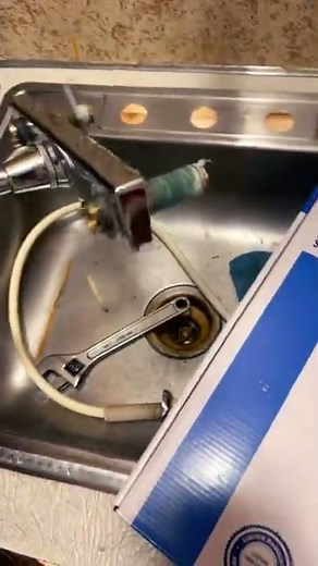 Replacing old kitchen Faucet with new faucet from project source