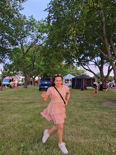 Ain't nothin' gonna break my stride 🎶 #shuffledance #breakmystride