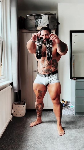 #beefyguys #beefy #fyp #muscles #thicc