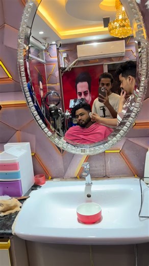 Best Hot wax service for men #foryou #viralreels #best #FAMOUS #salon | Famous best gents parlour and salon