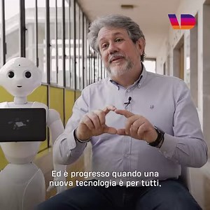 11K views · 96 reactions | «Il robot non sostituirà l'uomo come si vede nei film di fantascienza ma lo potrà affiancare». Avete mai visto un robot fare lezione? Behaviour Labs Robotics è la startup innovativa di Catania che dà "un'anima" ai robot umanoidi, utilizzati anche come sostegno per i bambini disabili. Abbiamo intervistato il co-fondatore Daniele Lombardo, che ci ha parlato di sogni, di pregiudizi abbattuti e di futuro. | VD | Facebook