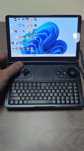 Imagine—it’s a computer. #minilaptop #gpdlaptop #minipc