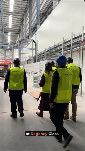 🎥 “It's a first in the UK and the uses in residential or commercial units mean that bills will be reduced, companies are supporting their net zero ambition. It’s a really exciting company to have here in St Helens borough.” Council Leader Cllr Anthony Burns was joined by cabinet members Cllr Kate Groucutt and Cllr Richard McCauley recently as they visited the new Regency Glass factory at Omega West. The company are moving from their current facility in Leigh to St Helens borough as they look to