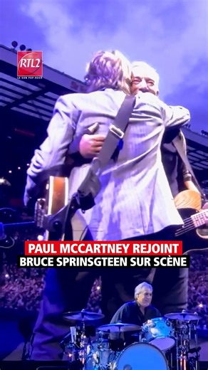 Ca s'est passé à Liverpool ce samedi soir ! Paul McCartney a rejoint Bruce Springsteen sur scène à Liverpool pour un rappel exceptionnel 🥹😍 Incroyable moment ! | RTL2