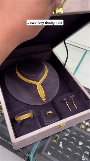 New gold necklace design #2026 #22kt #gold #goldnecklace #earrings #bangles #ring #fashion #trending