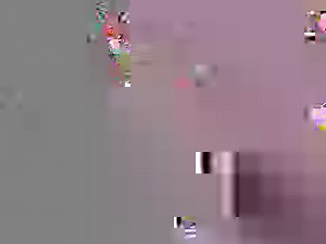 BETWEEN THE MOON AND NYC🎵En 1981, le chanteur américain Christopher Cross est en France pour la promotion de son premier album. Après le succès fulgurant du single "Ride Like the Wind", il enchaîne les tubes. On écoute ici "Arthur's Theme (Best You Can Do)", titre qu'il a coécrit pour la bande originale du film "Arthur" de Steve Gordon. | INA