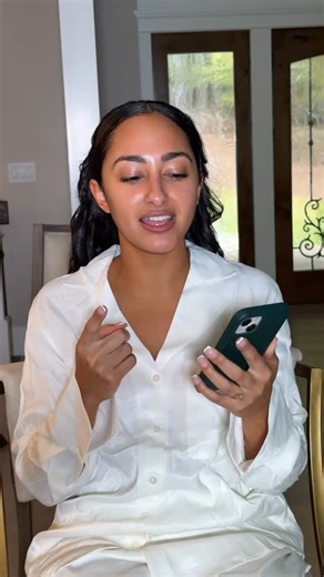 I was shy at the end it caught me by surprise 🥹!!!! #wedding #reels #bride #fyp #bridal #bridetobe #travelingmakeupartist #turorial | Adriana Mejía makeup and hairstyle