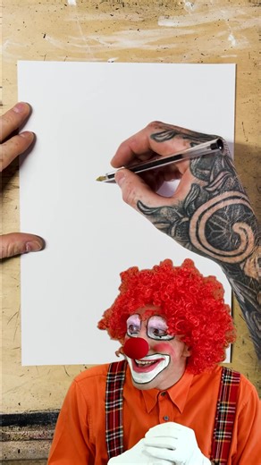 1.7M views · 10K reactions | Zombified Hulk | Part 1. Doing some little experiments with this one, learning in the job as always! Hope you like how this is heading?! -————————————————————--#thehulk #thehulkart #hulkart #marvelart #drawingchallenge #drawingtutorial #drawingtips #artchallenge #arttutorial #mixedmediaart #pencildrawings #coloredpencilart #horrorart | Wil Shrike Art | Facebook