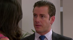 45K views · 1.3K reactions | Isabel hace un último intento seduciendo a Antonio para que regrese con ella, sin mebargo el no acepta y ante tal respuesta decide proceder legamente con tra su padre. #LaVecina, lunes a viernes a las 9:30 a. m. MEX / 5:30 p. m. MEX, solo por #Tlnovelas o en #ViX: https://bit.ly/vixcanales | tlnovelas | Facebook
