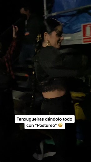 ¿Y qué nos decís de este MOMENTAZO que vivimos con @tanxugueiras en el backstage del #BenidormFest? 🤩