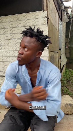 Hilarious Comedy Skit: The Rear Shoe - Funny Reactions and Conversations