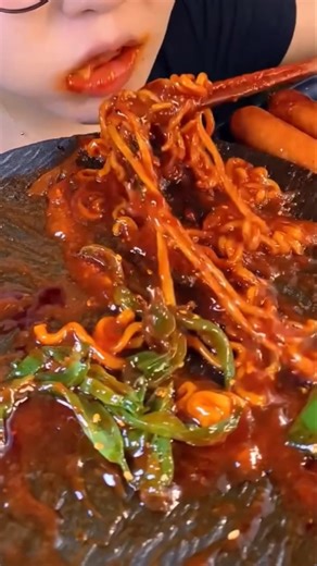 Spicy Noodles Challenge!🥵ASMR eating spicy? #Shorts #trending #trendingshorts #mukbang #asmr #foodie