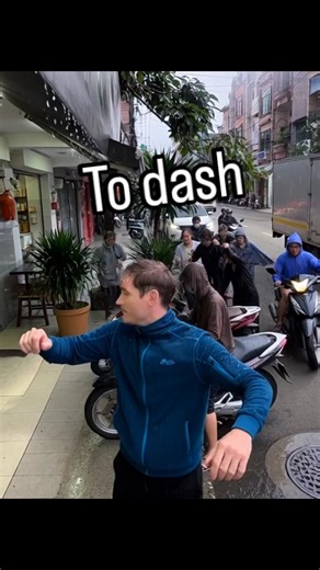 🏃Dash (verb) 👉 to run somewhere very quickly, usually because of urgency or danger I’m in the street. Suddenly — a total downpour 🌧️ Everybody dashes inside to avoid the rain. Another example: When I realised I’d left my phone on the café table, I dashed back to get it. 😬 Have you ever had to dash somewhere at the last second? 👀🏃‍♂️ #englishvocabulary #learnenglish #englishwords #vocabdaily #britishenglish #englishteacher #englishreels #reelsenglish #instaenglish #englishlearning #esl #efl