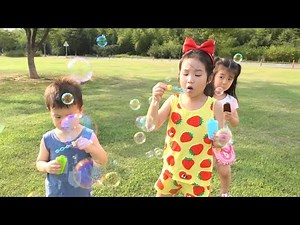 宝蓝游乐场幻灯片角色扮演游戏边吃边吃